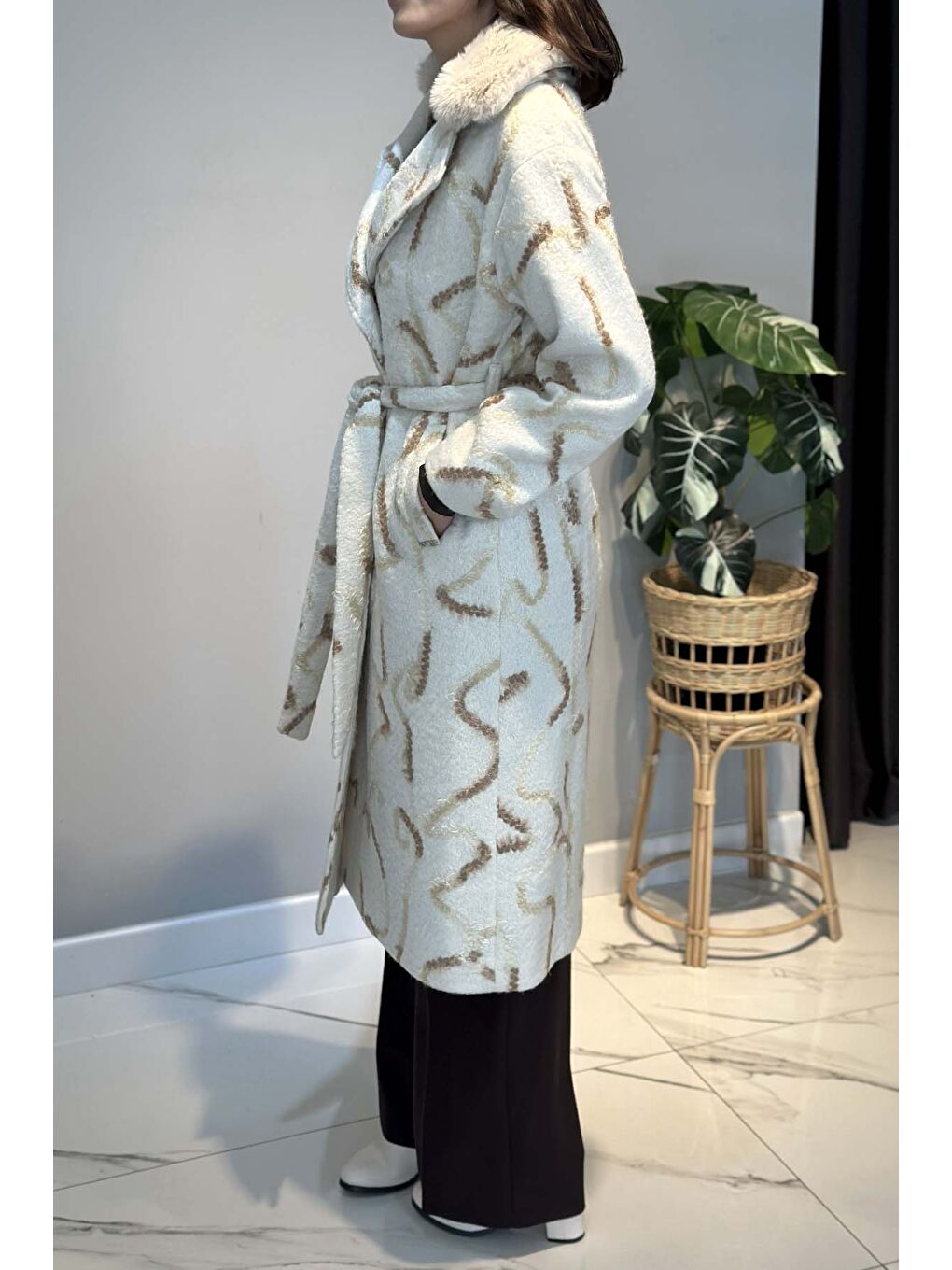 Kadın Laseli Desen Detay Buklet Kaban 6327 Ekru-3