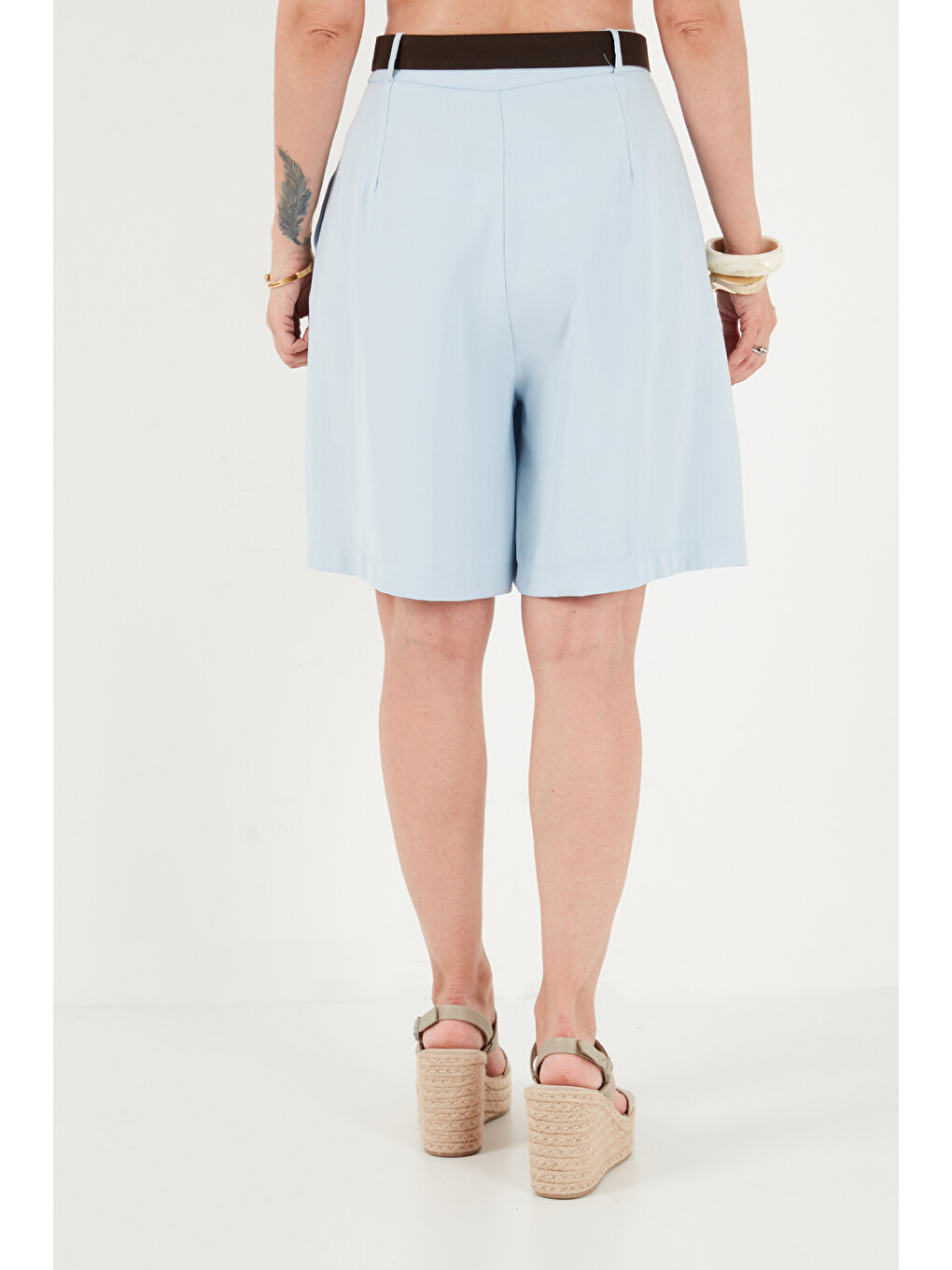 Mavi Kemerli Yüksek Bel Relaxed Fit Bermuda Short 145m39764-5