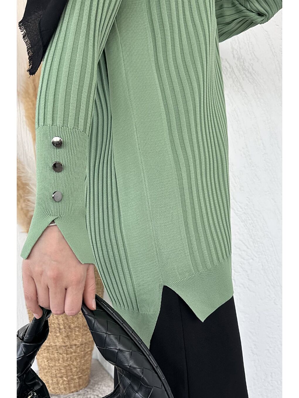 Yeşil Gülseli Bisiklet Yaka Tesettür Triko Tunik-6