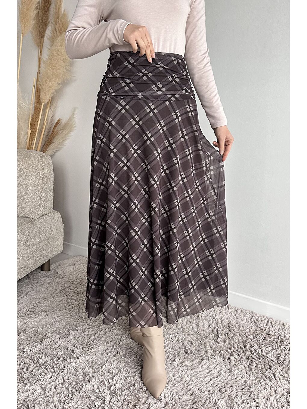 Kahverengi Bel Büzgü Detaylı Desenli Tesettür Kiloş Etek-3