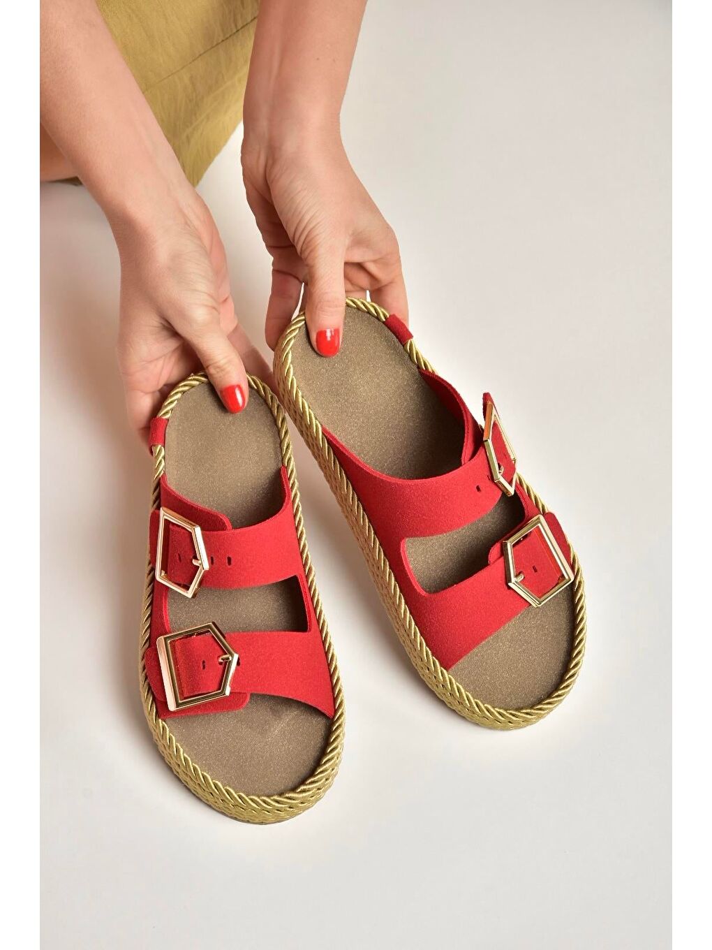 Kırmızı Kadın Terlik U596030202-1