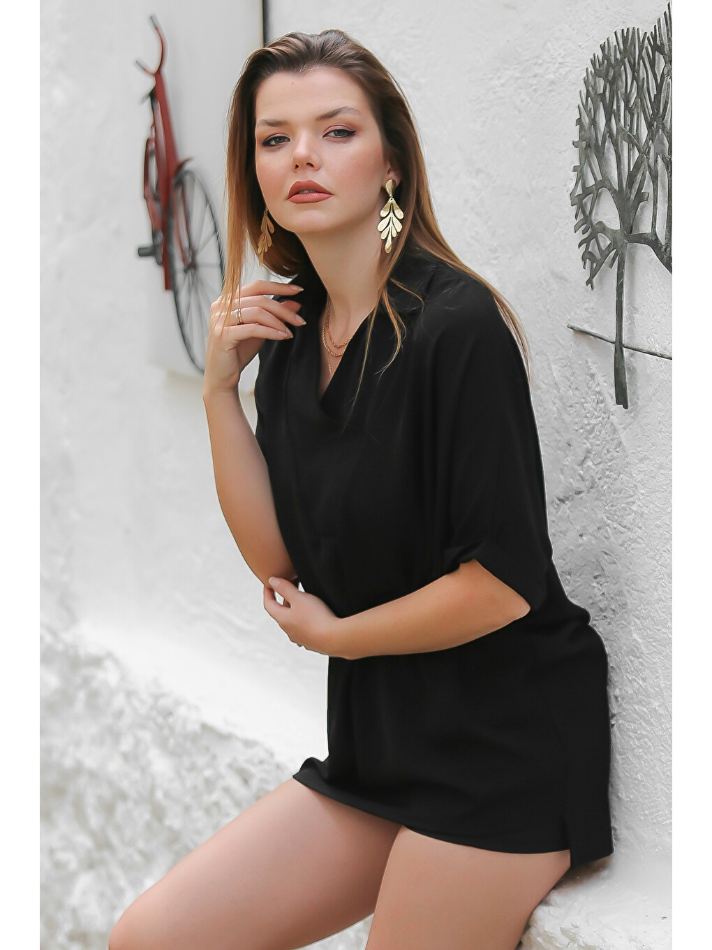 Siyah V Yaka Yarasa Kol Dokuma Casual Bluz-5