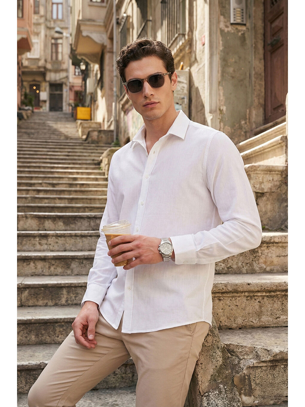 Beyaz Pamuk ve Keten Karışımlı Regular Fit Klasik Yaka Uzun Kollu Gömlek CF26S1210134
