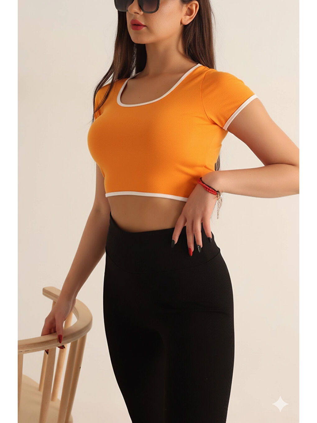 Kadın Turuncu Beyaz Biyeli Kısa Kol Elastanlı SendyCrop Bluz HZL24S-SND190901-1