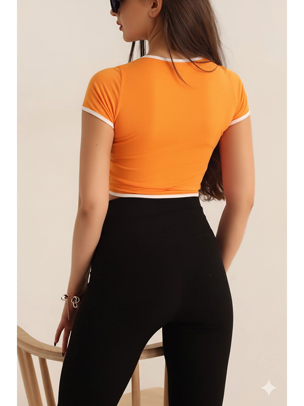 Kadın Turuncu Beyaz Biyeli Kısa Kol Elastanlı SendyCrop Bluz HZL24S-SND190901-2