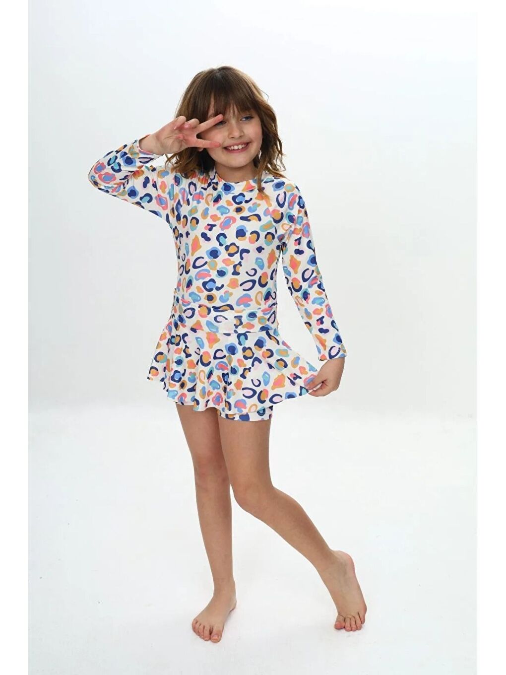 Beyaz Etek Detaylıı Kız Çocuk Mayo