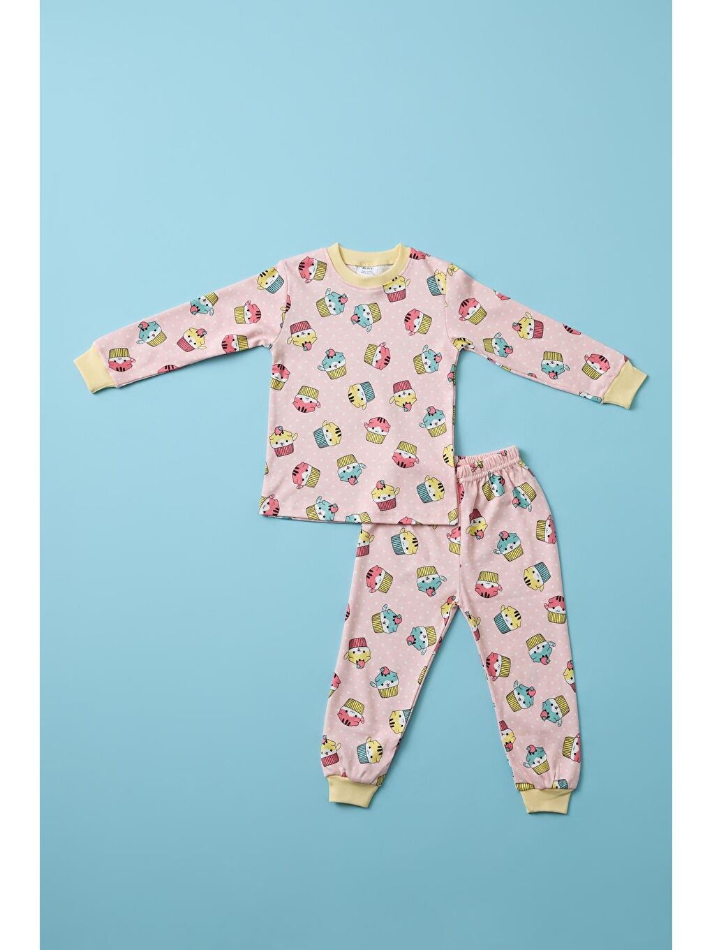 Karışık Kız Çocuk Cup Cake Baskılı Pijama Takımı