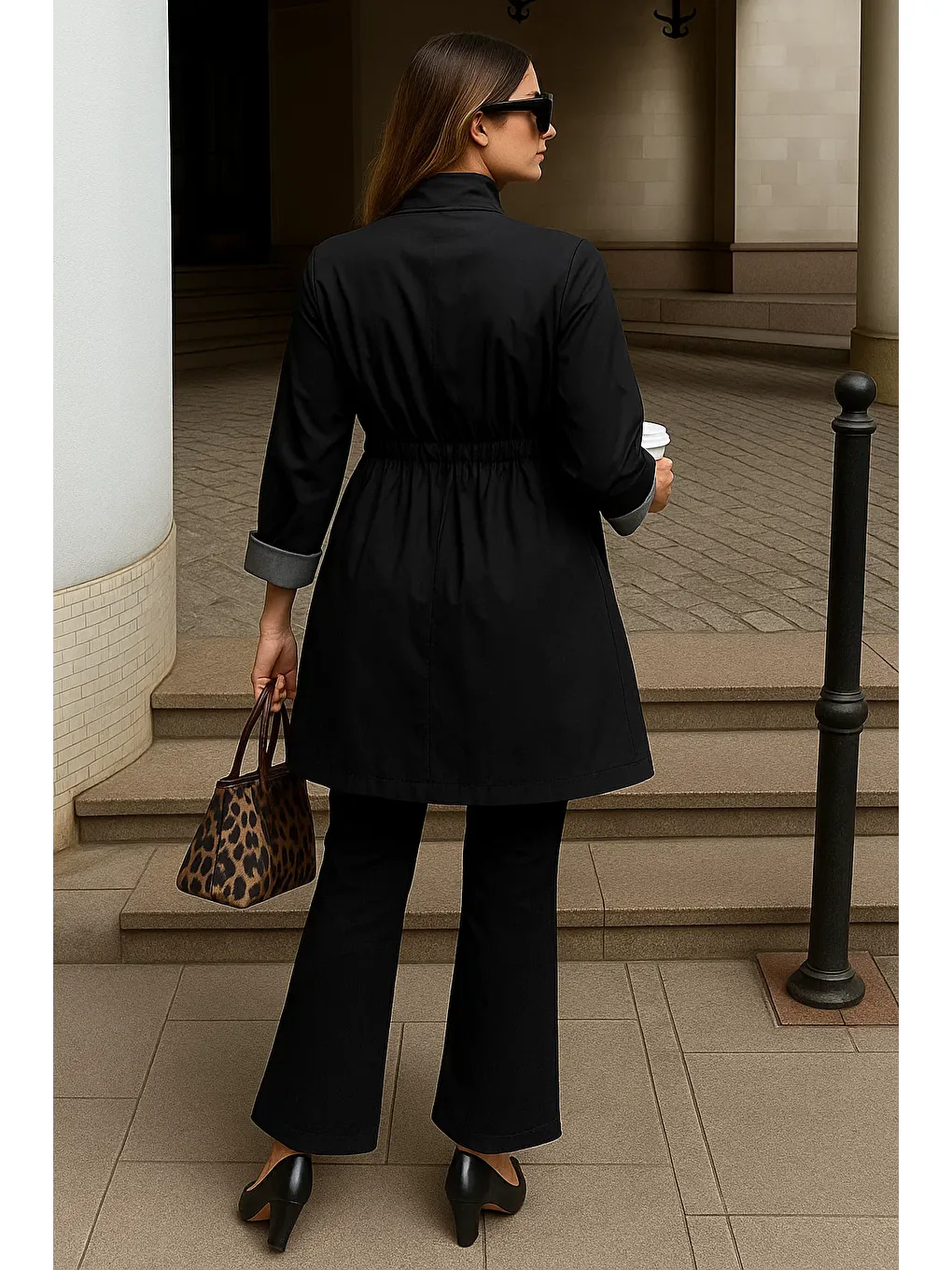 Kadın Fermuarlı Büzgülü Çizgili Siyah Kısa Trençkot-5