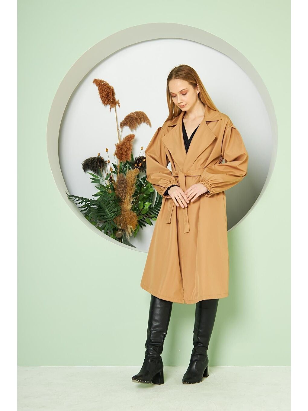 Kahverengi Kadın Belden Bağlamalı Balon Kol Trenç-5