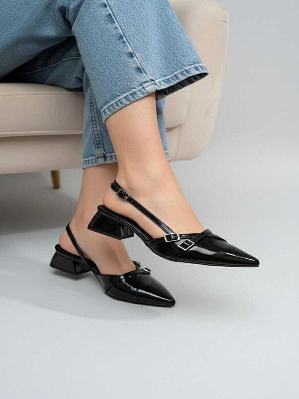 Kadın Beatris Siyah Çift Bantlı Sivri Burun Kısa Topuk Günlük Babet Klasik Ayakkabı