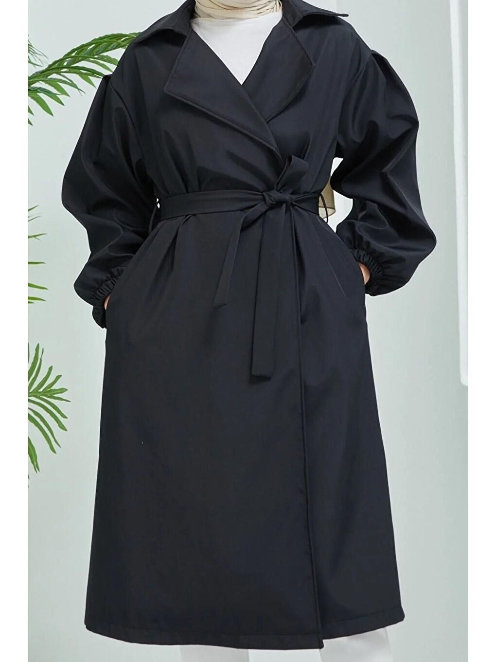 Siyah Kadın Belden Bağlamalı Balon Kol Trenç-2