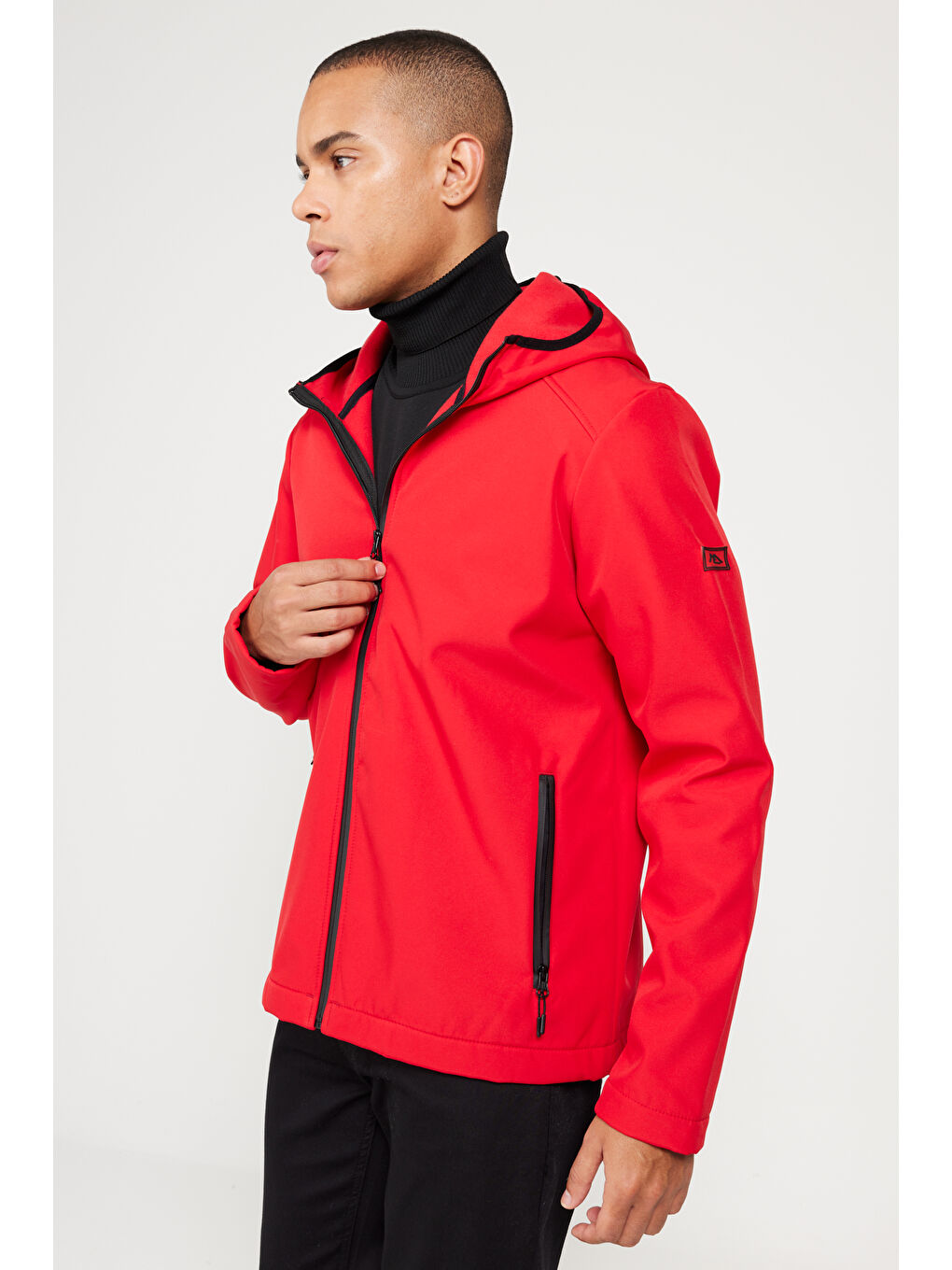 Erkek Kırmızı Standart Fit Normal Kesim Dik Yaka Softshell Mont-3
