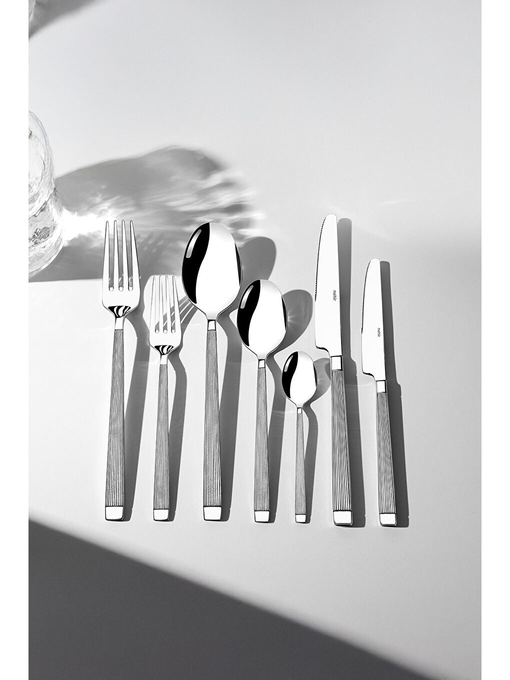 Gri Maria Sade 12 Kişilik 84 Parça Deri Kutulu Çatal Kaşık Bıçak Takımı