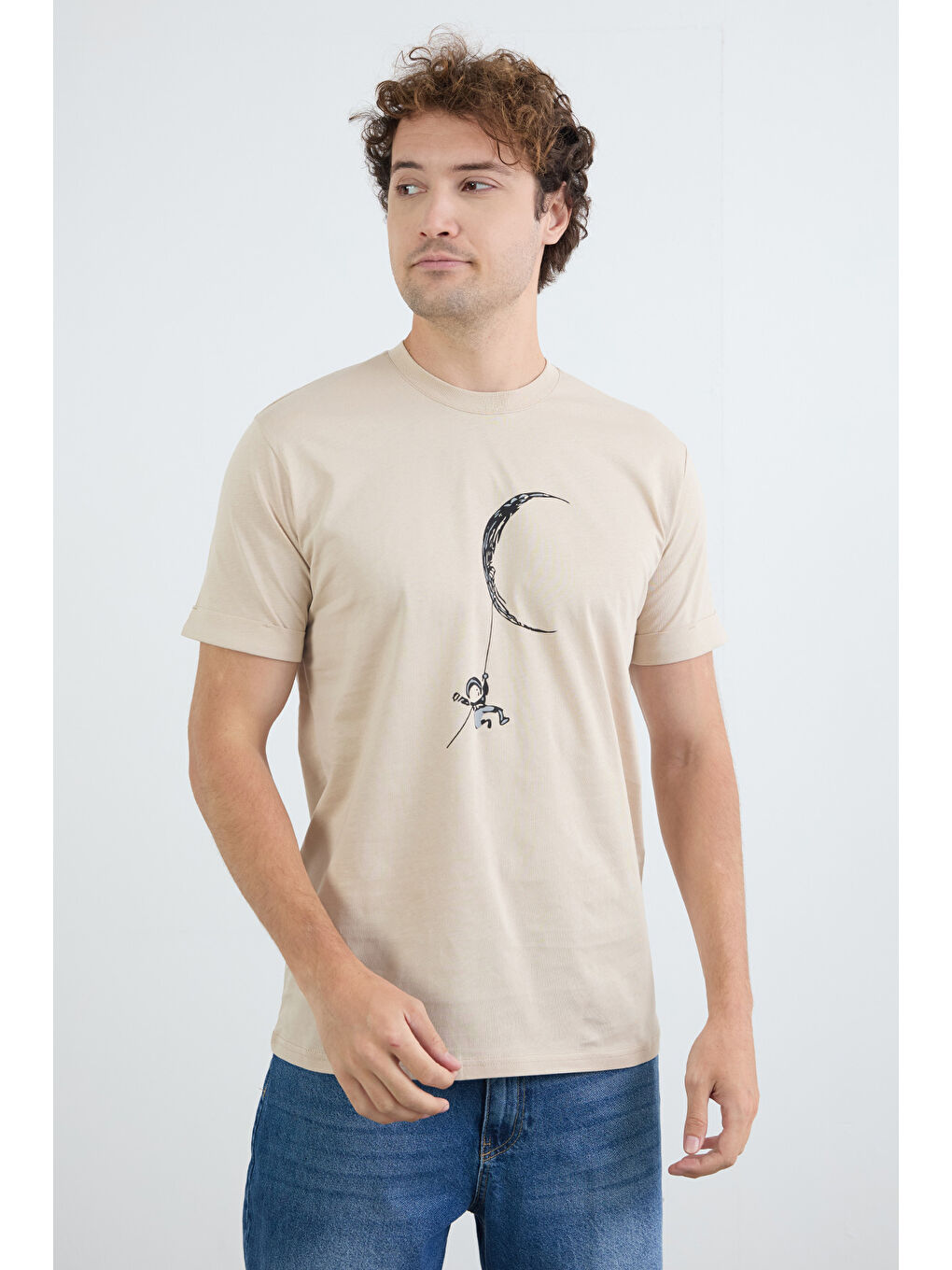 Bej Astronot Baskılı Bisiklet Yaka Tişört-1