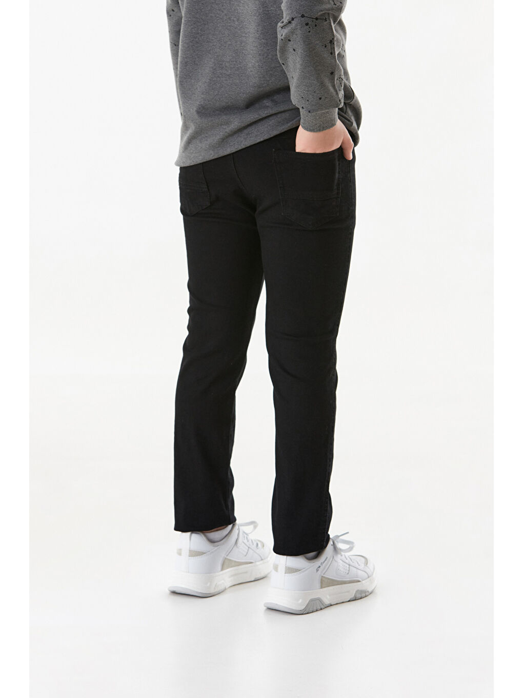 Siyah Fermuarlı Regular Fit Erkek Çocuk Pantolon-3