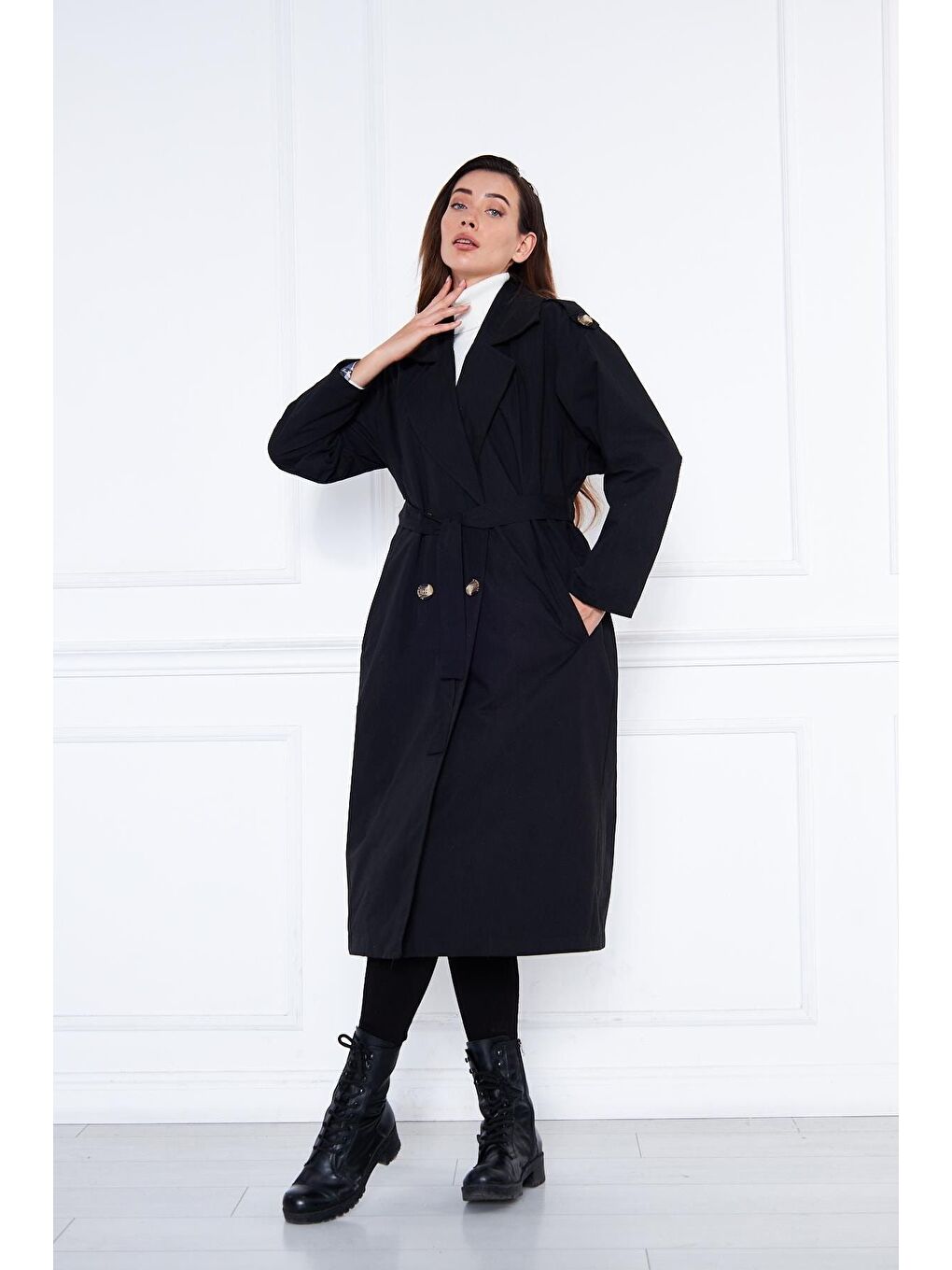 Siyah Kadın Garnilli Karikatür Baskılı Trençkot-6