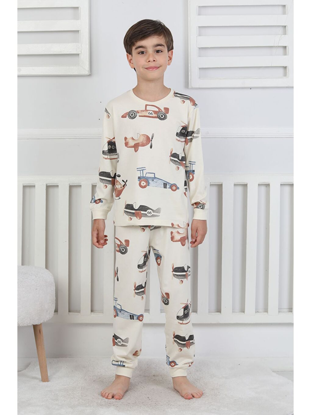 Bej Racing Car And Aeroplane Desenli Erkek Çocuk Pijama Takımı