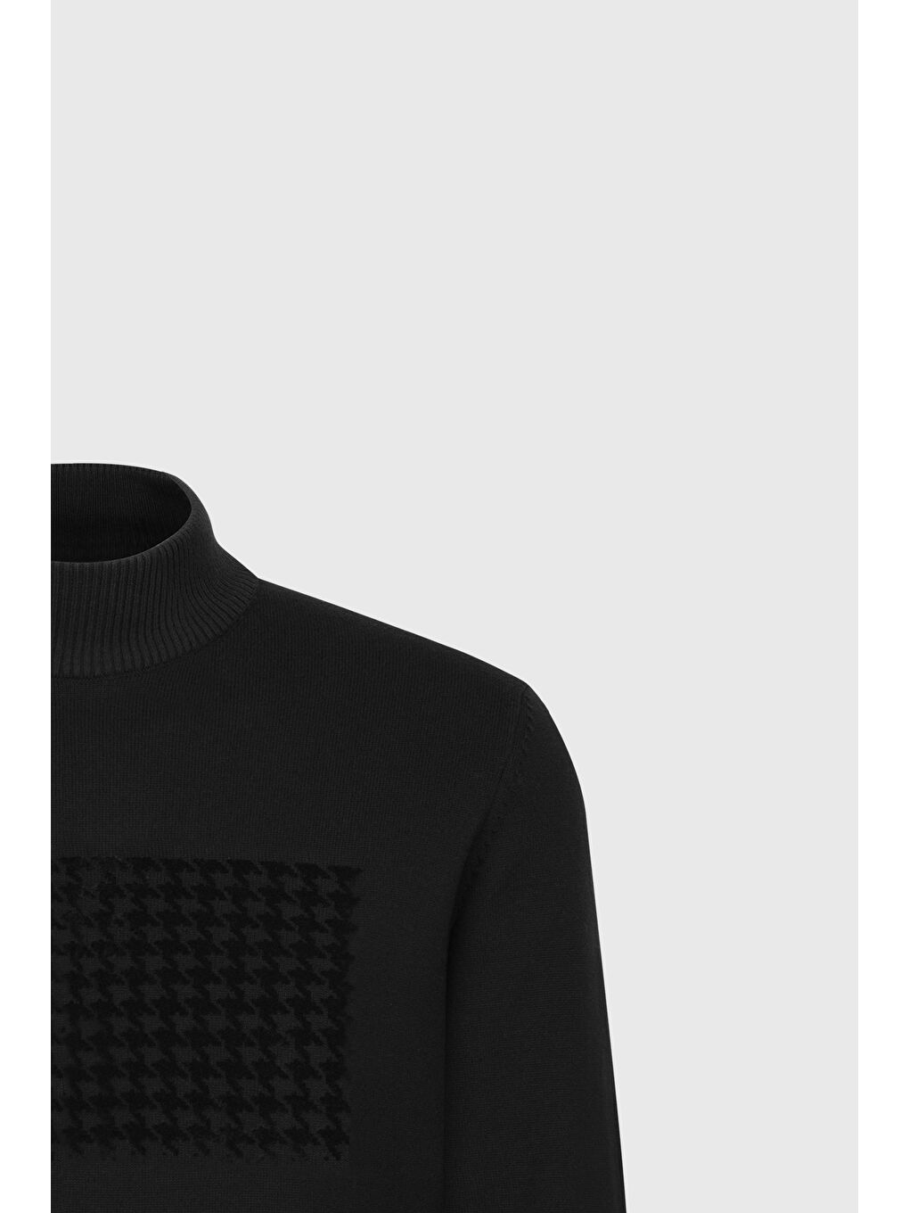 Erkek Siyah %100 Pamuk Standart Fit Normal Kesim Yarım Balıkçı Yaka Baskılı Triko Kazak-6