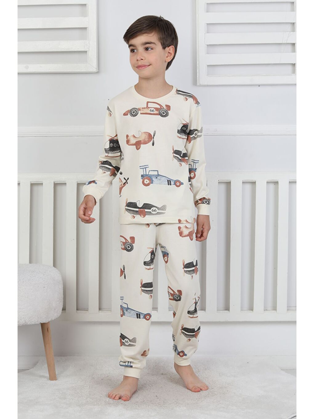 Bej Racing Car And Aeroplane Desenli Erkek Çocuk Pijama Takımı-1