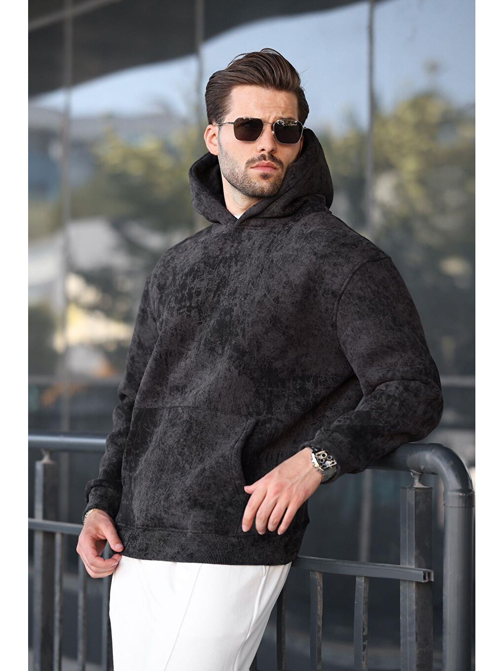 Siyah Desenli Kapüşonlu Erkek Sweatshirt E7167-2