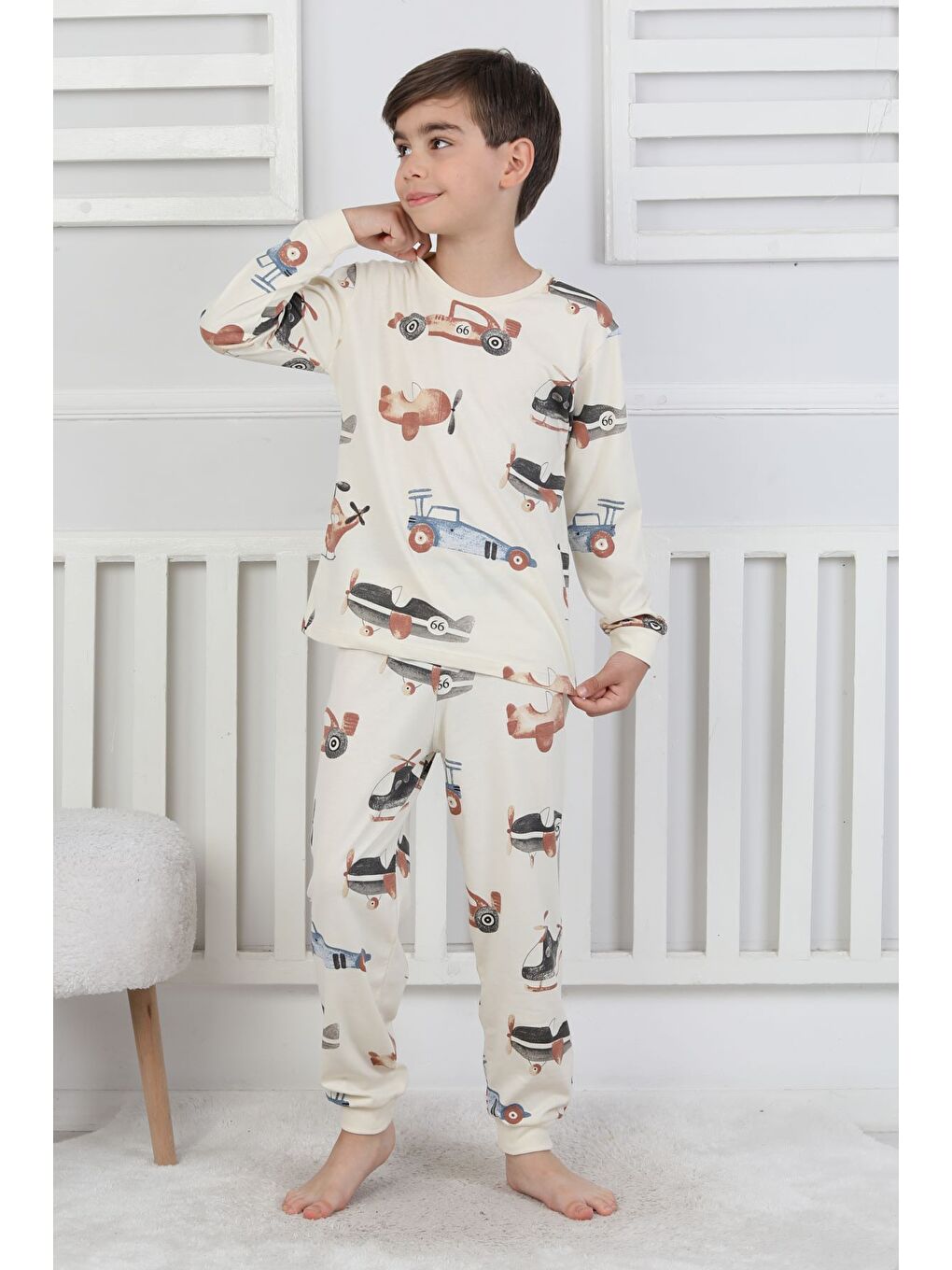Bej Racing Car And Aeroplane Desenli Erkek Çocuk Pijama Takımı-2