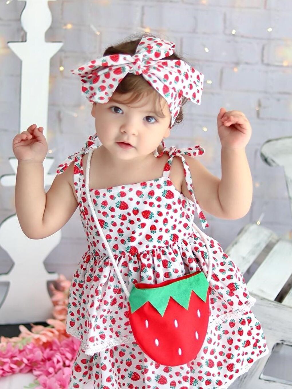 Kırmızı Mnk Çantalı Çilek Elbise-9