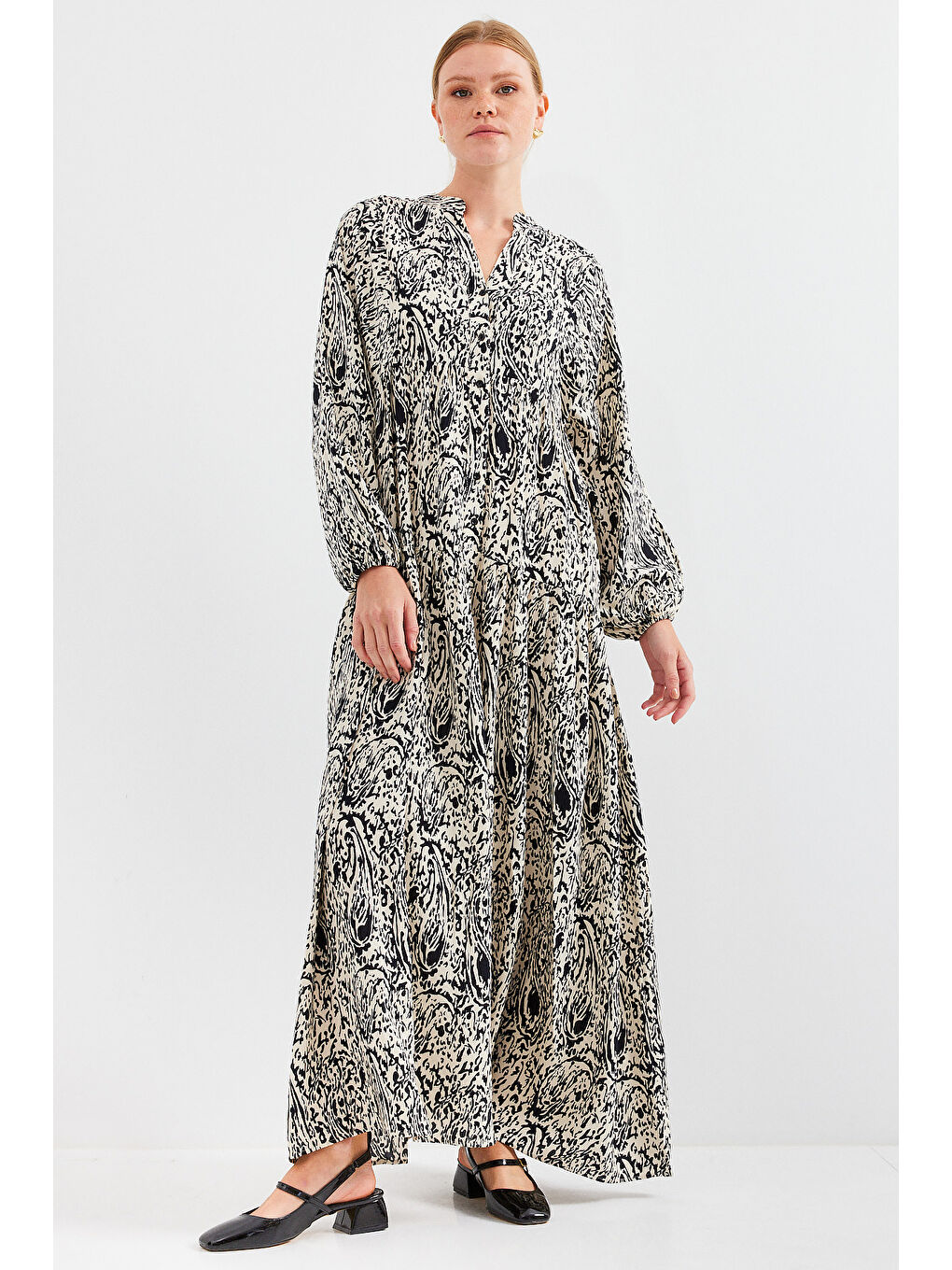 Kadın Desenli Siyah  Viskon Tesettür Elbise 2423-4