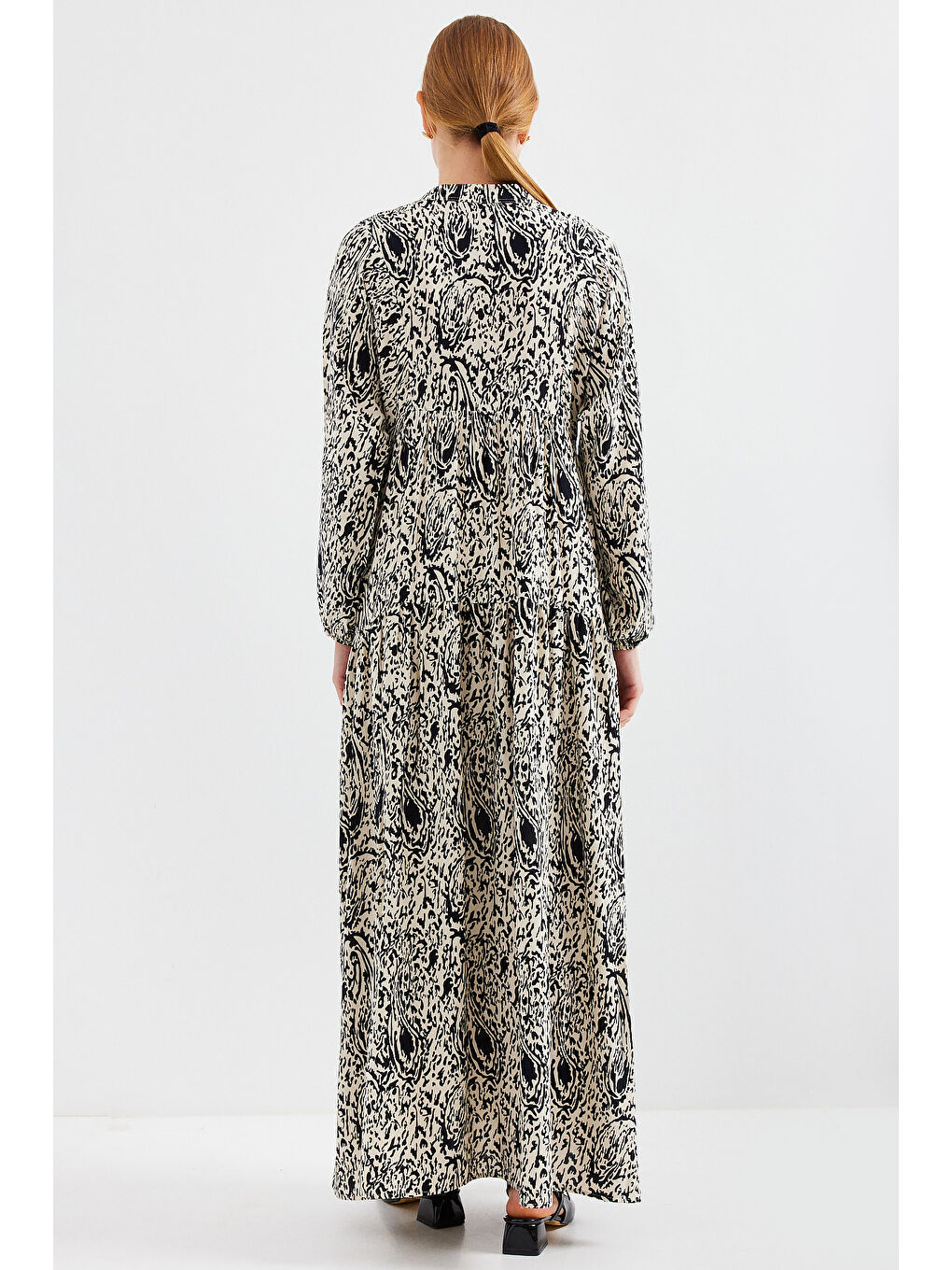 Kadın Desenli Siyah  Viskon Tesettür Elbise 2423-6