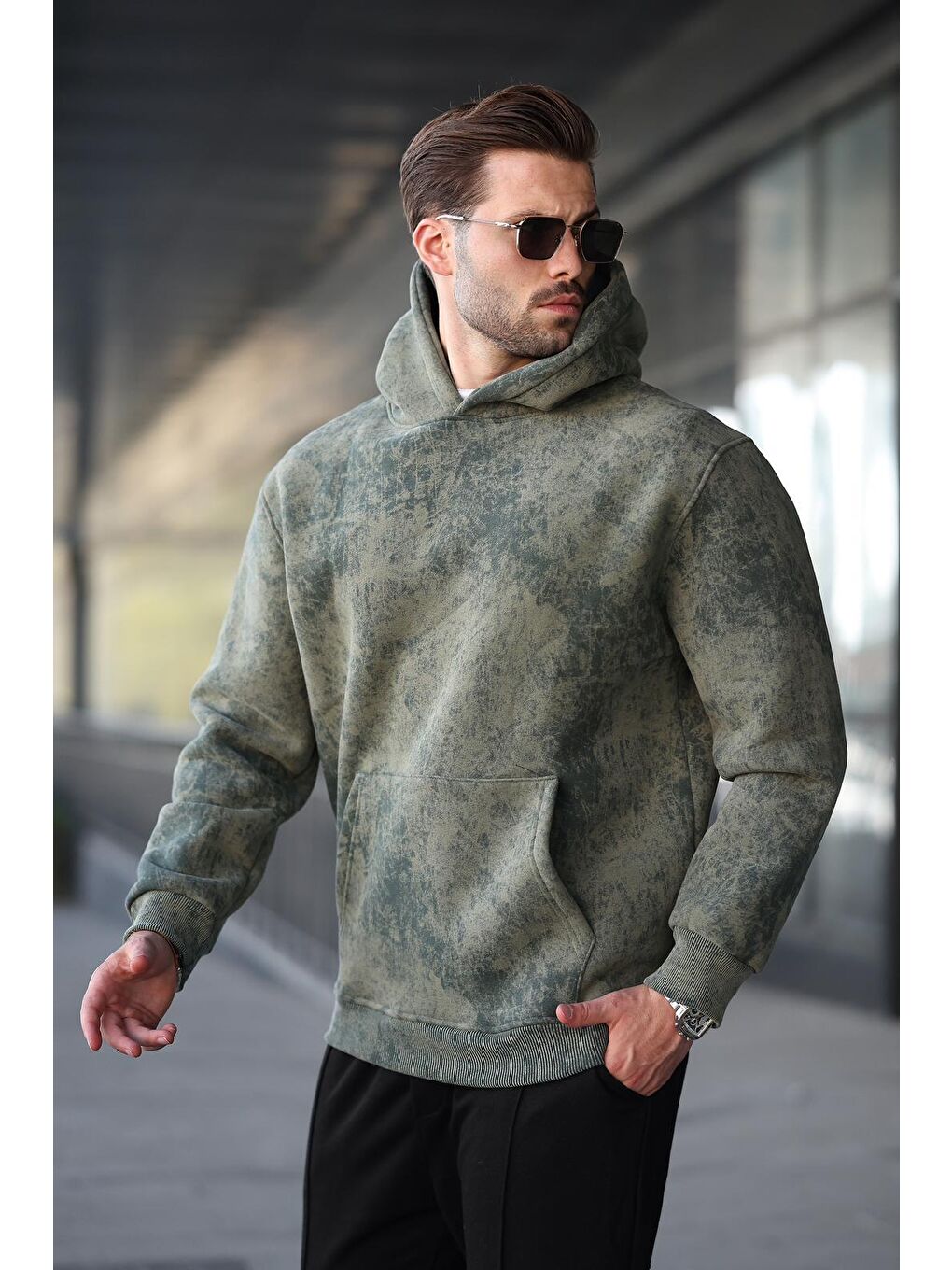 Haki Desenli Kapüşonlu Erkek Sweatshirt E7167-1