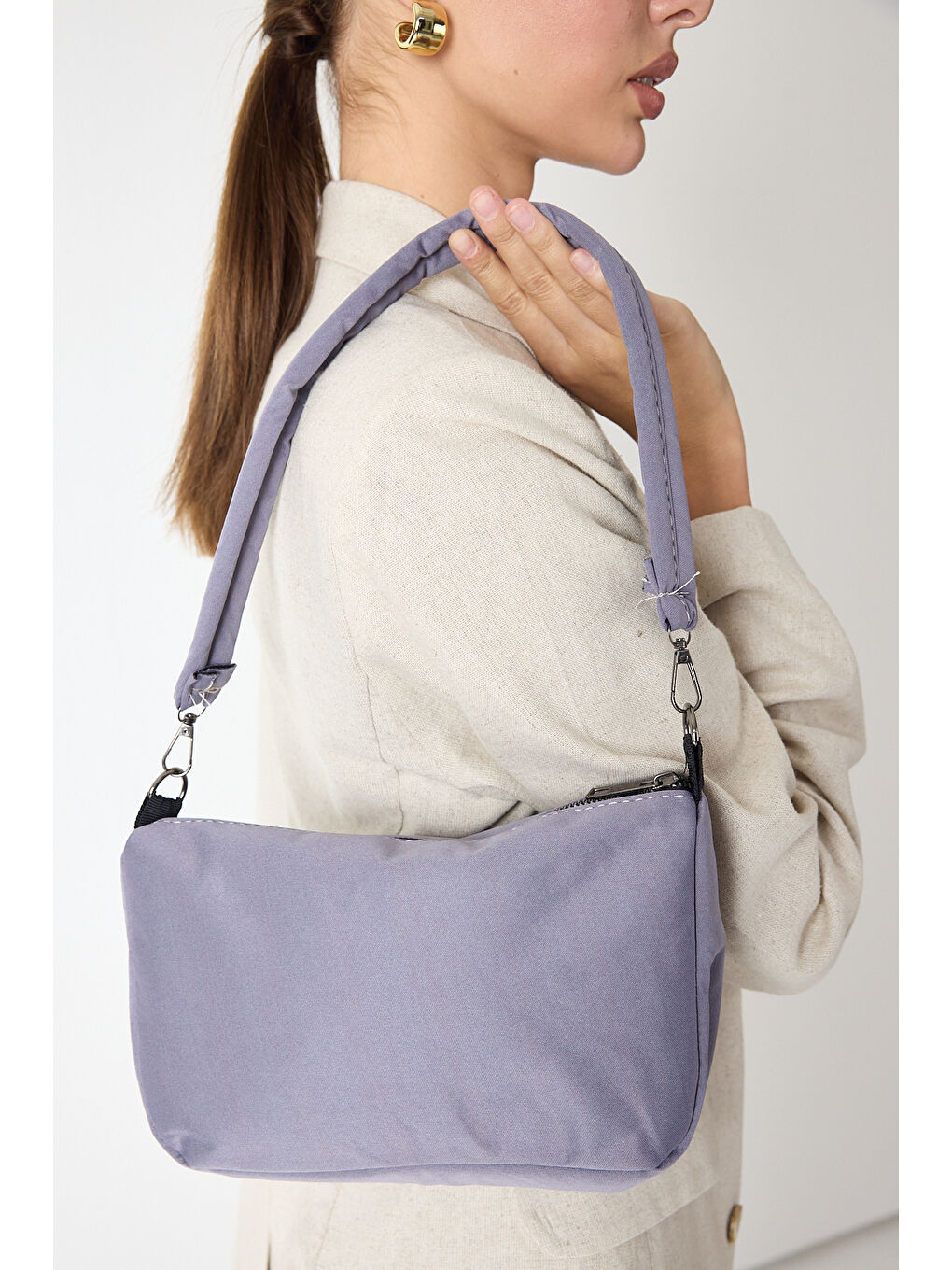 Kadın Gri Minimal Tasarım Kumaş Baget Omuz Çantası-2