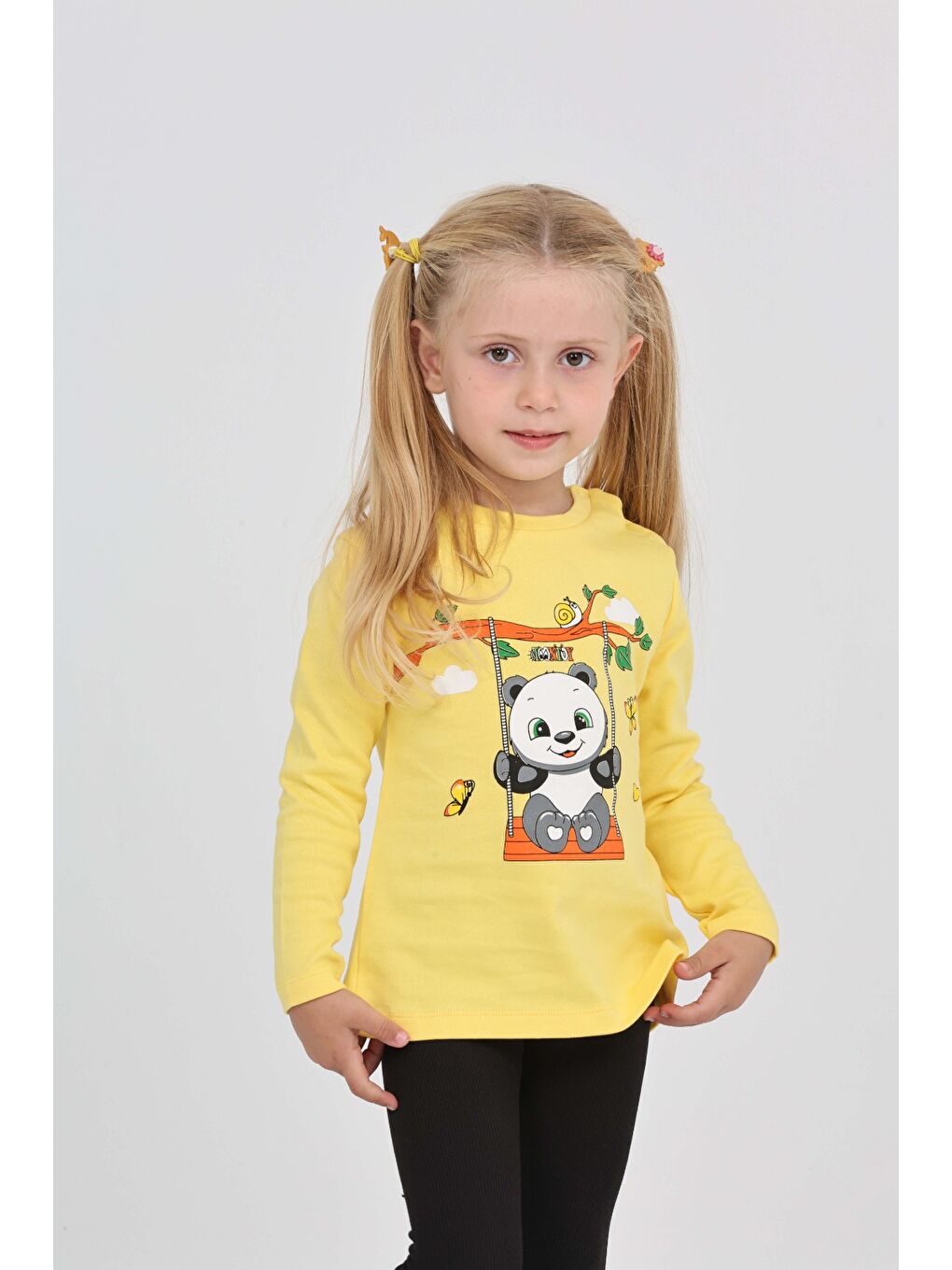 Sarı Kız Çocuk Sallanan Panda Baskılı Sweatshirt