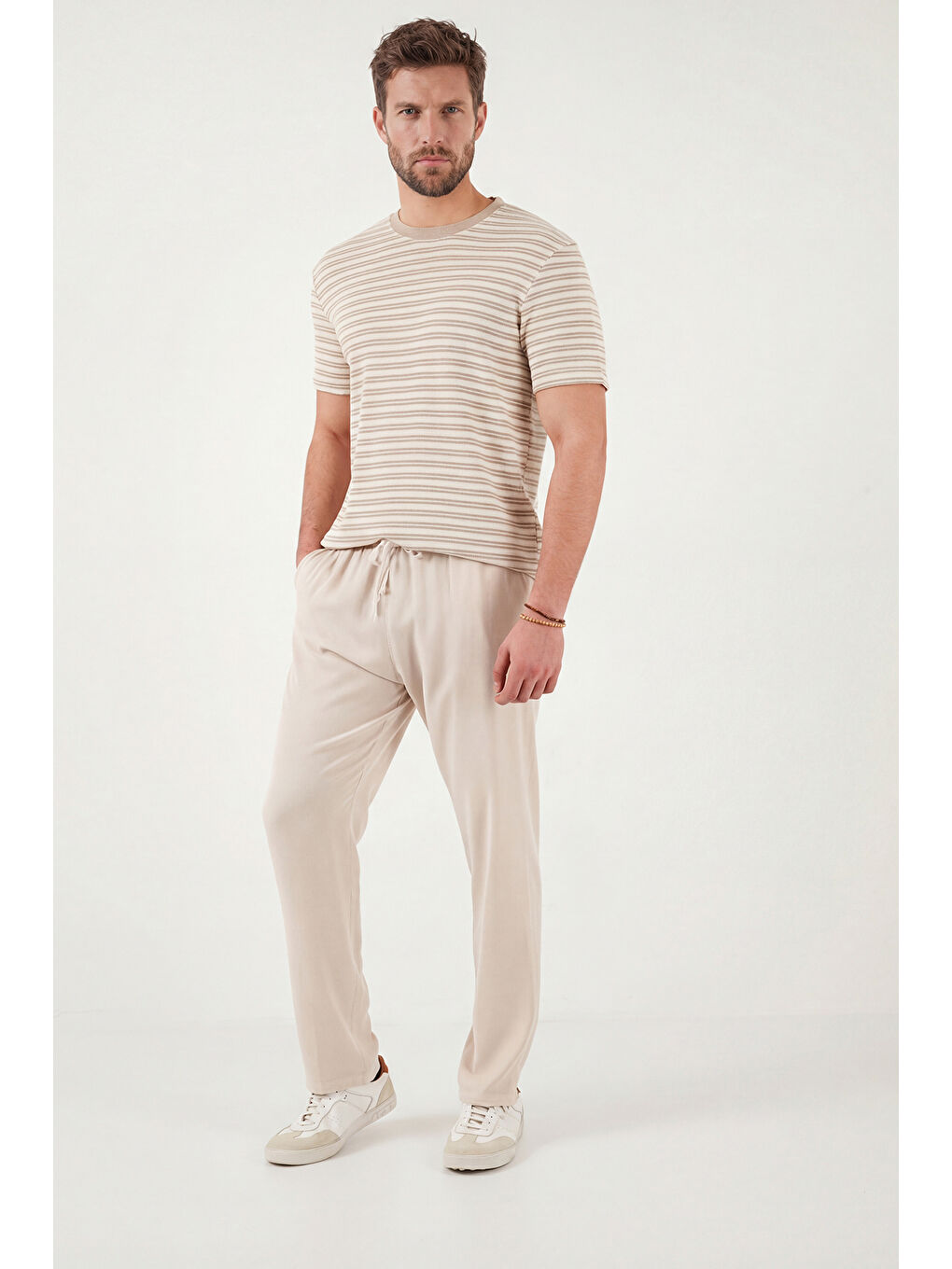 Bej Regular Fit Normal Bel Düz Paça Pantolon 6689255-2