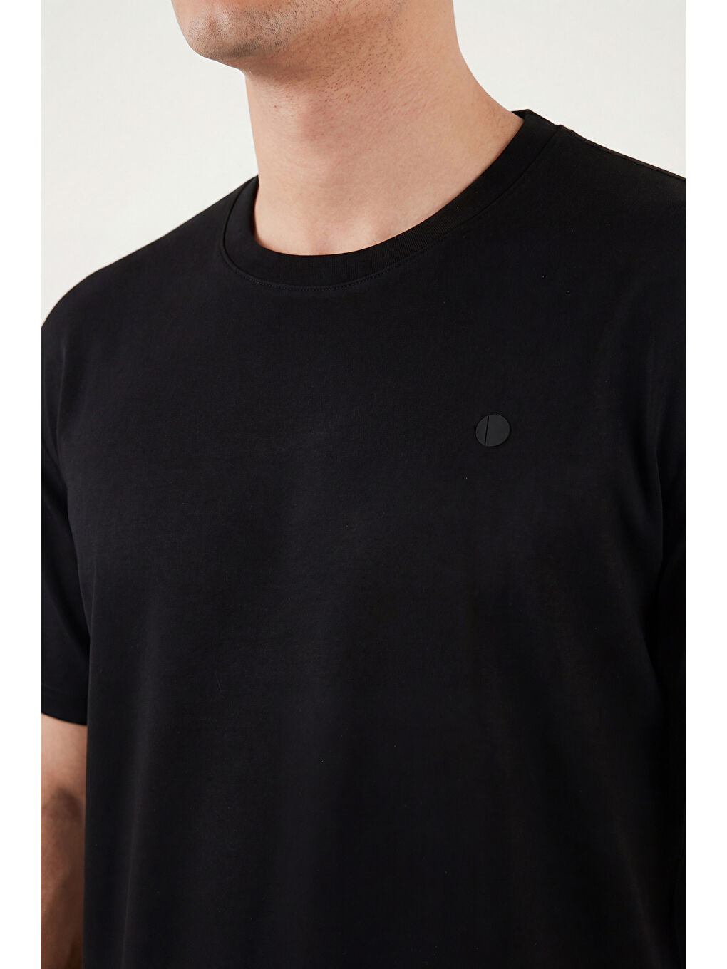 Siyah Regular Fit Bisiklet Yaka T Shirt 5904028-5