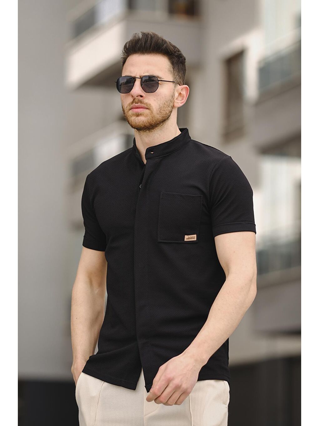 Siyah Dennie Tek Cep Waffle Kumaş Slim Kısa Kol Hakim Yaka Erkek Gömlek