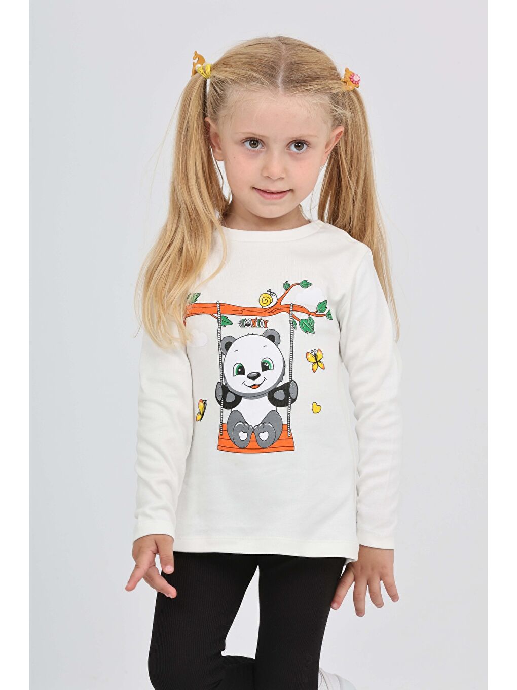 Ekru Kız Çocuk Sallanan Panda Baskılı Sweatshirt-3