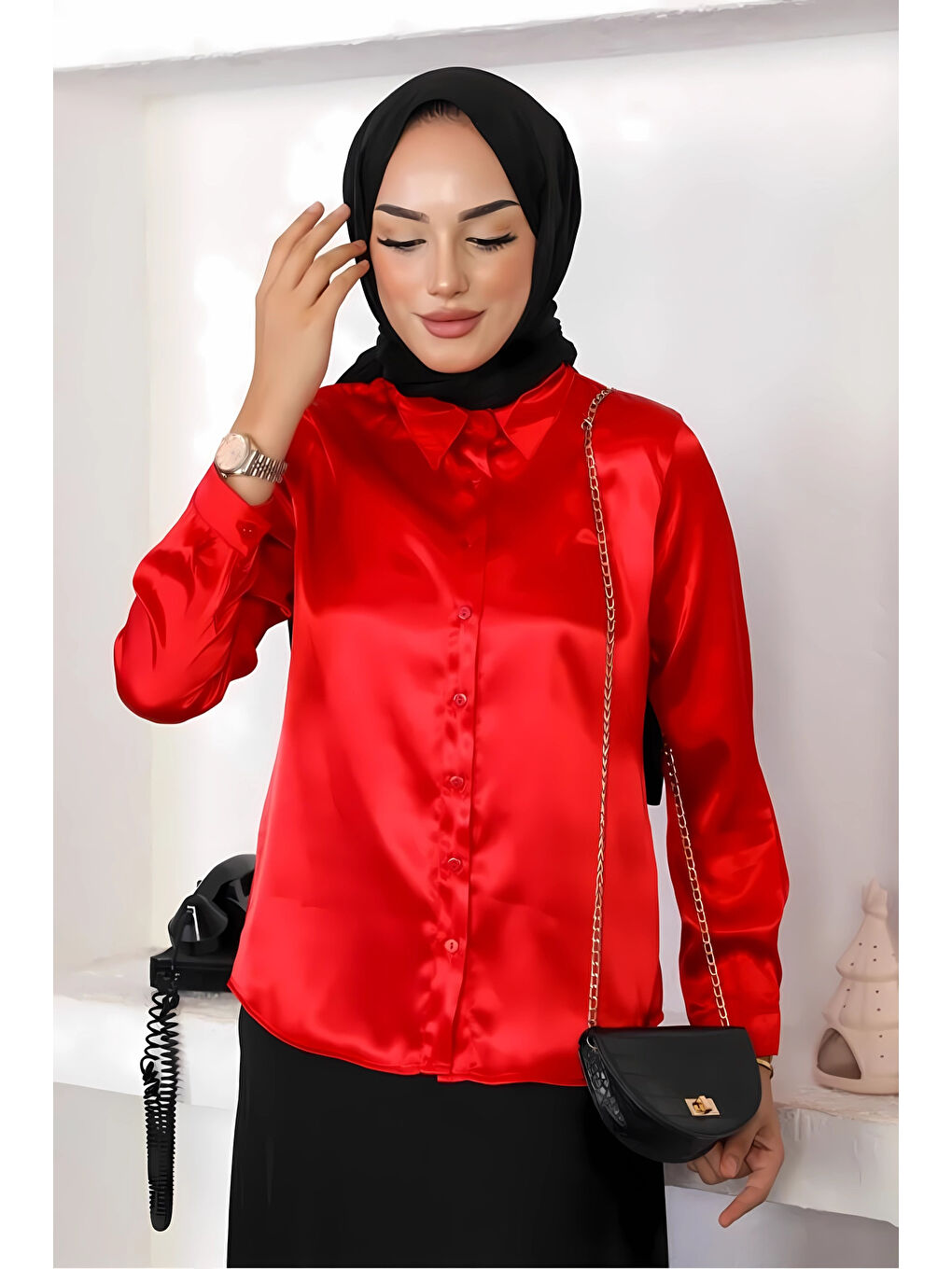 Kadın Kırmızı Saten Yüzeyli Tesettür Gömlek HZL25W-BD139641-1