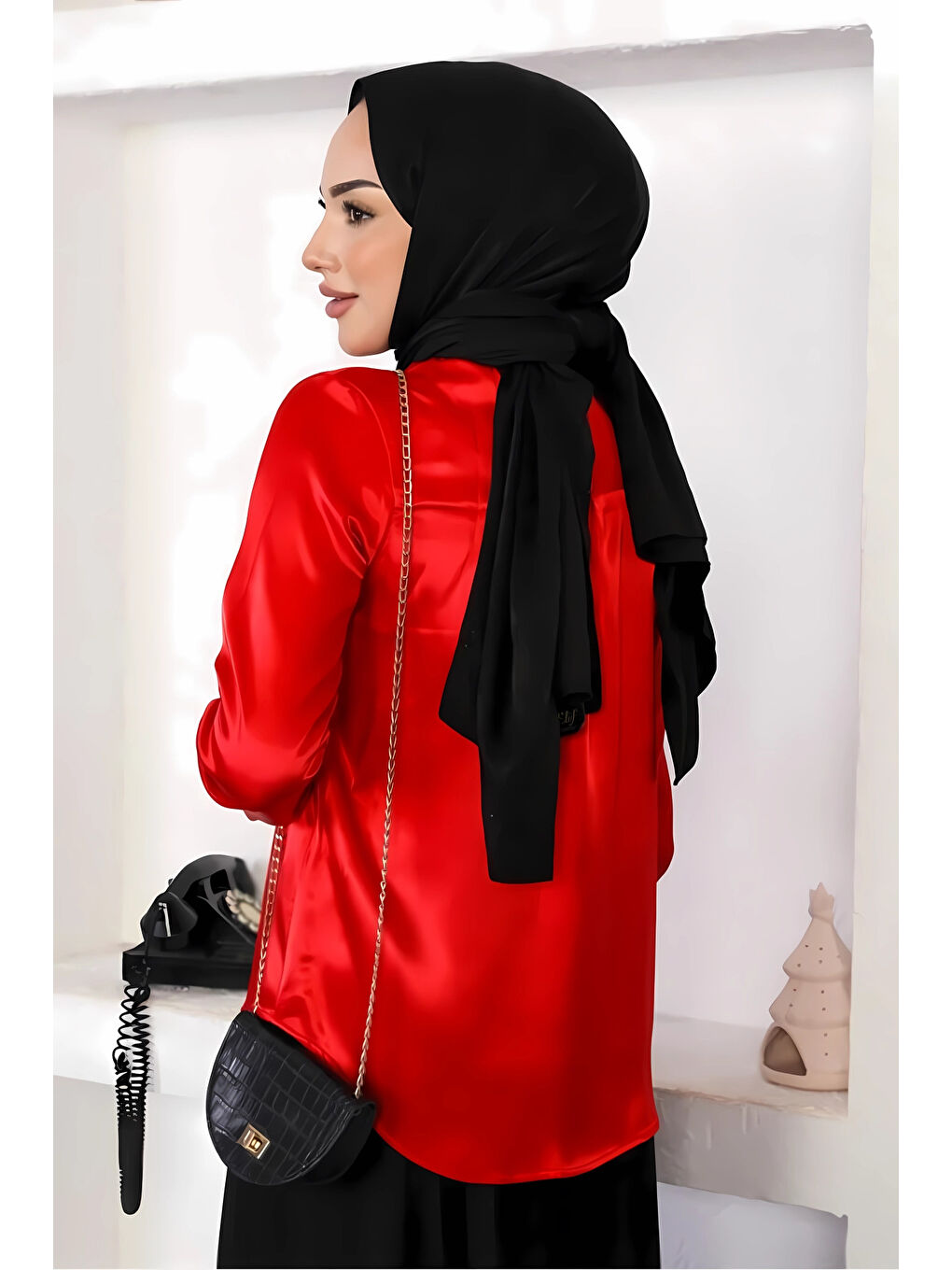 Kadın Kırmızı Saten Yüzeyli Tesettür Gömlek HZL25W-BD139641-3