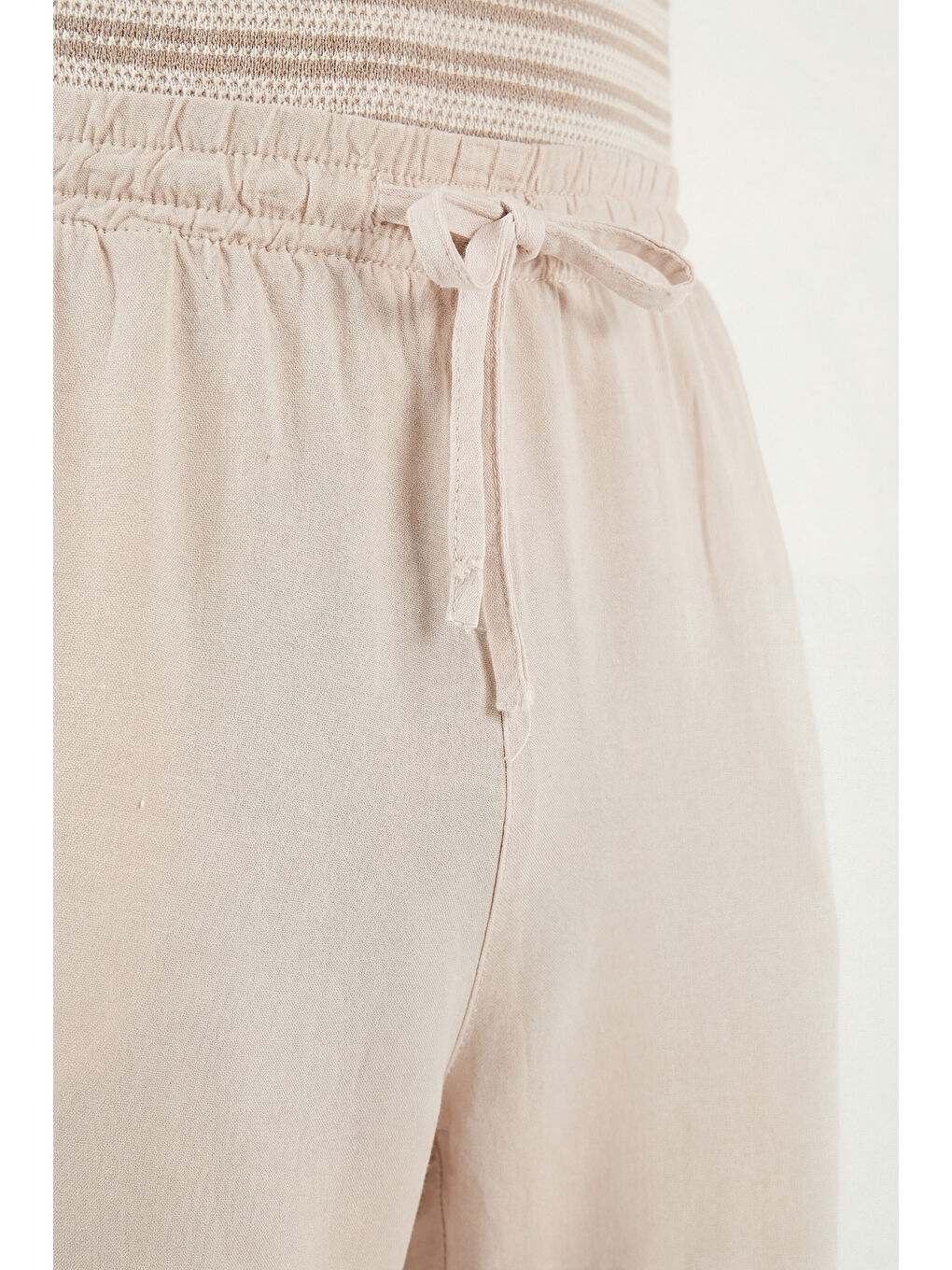 Bej Regular Fit Normal Bel Düz Paça Pantolon 6689255-5