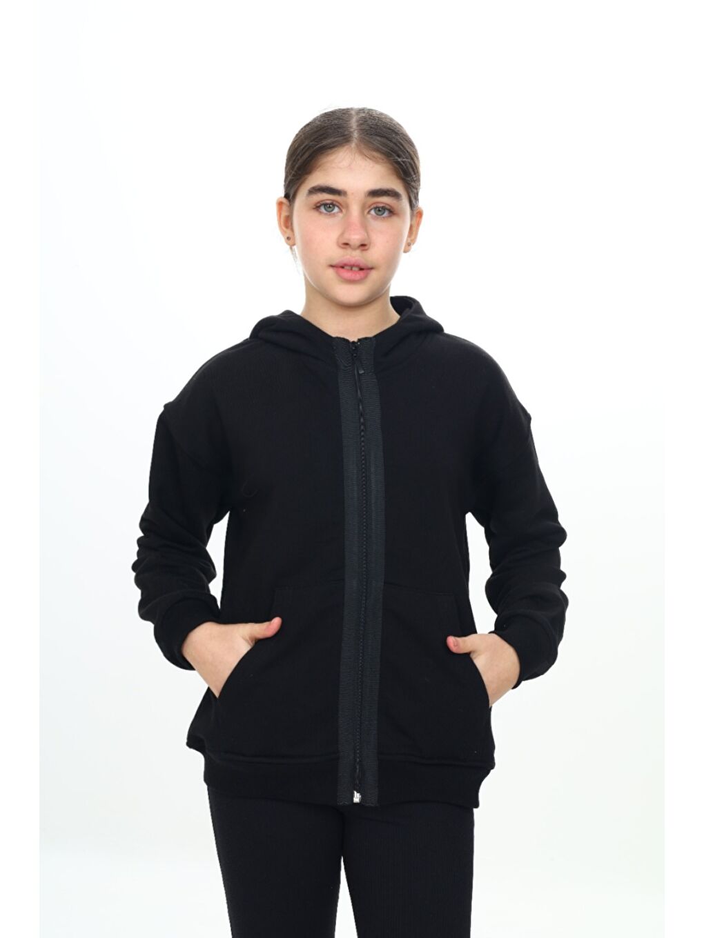 Siyah Kız Çocuk Kapüşonlu Hırka-3