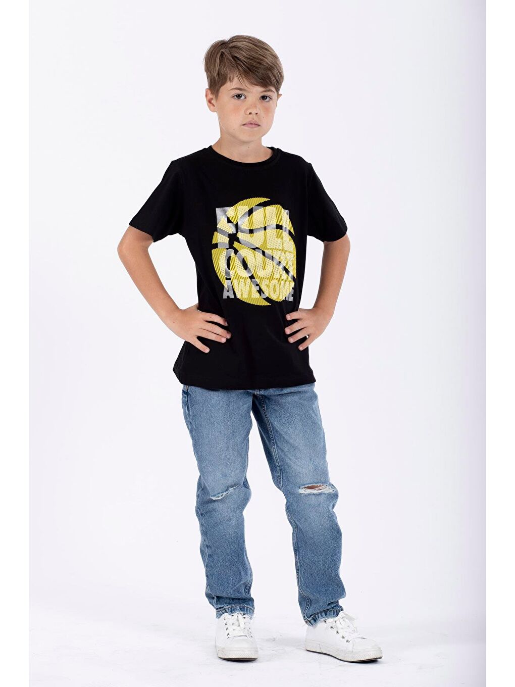 Siyah Bisiklet Yaka Full Court Awesome Baskılı Erkek Çocuk Tişört