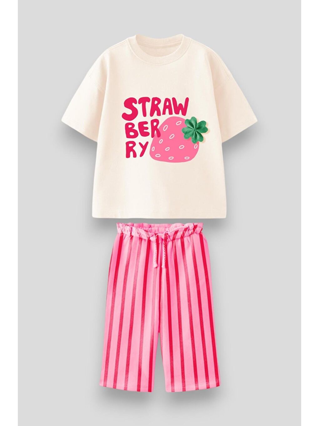 Karışık Kız Çocuk Pamuklu Ekru Çilek Desenli T-Shirt Ve Pembe Çizgili Bermuda Takım - Strawberry Sloganlı