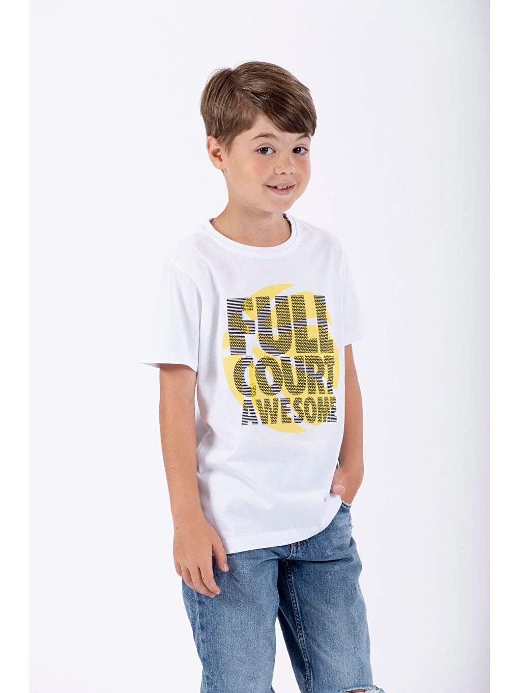 Beyaz Bisiklet Yaka Full Court Awesome Baskılı Erkek Çocuk Tişört-1