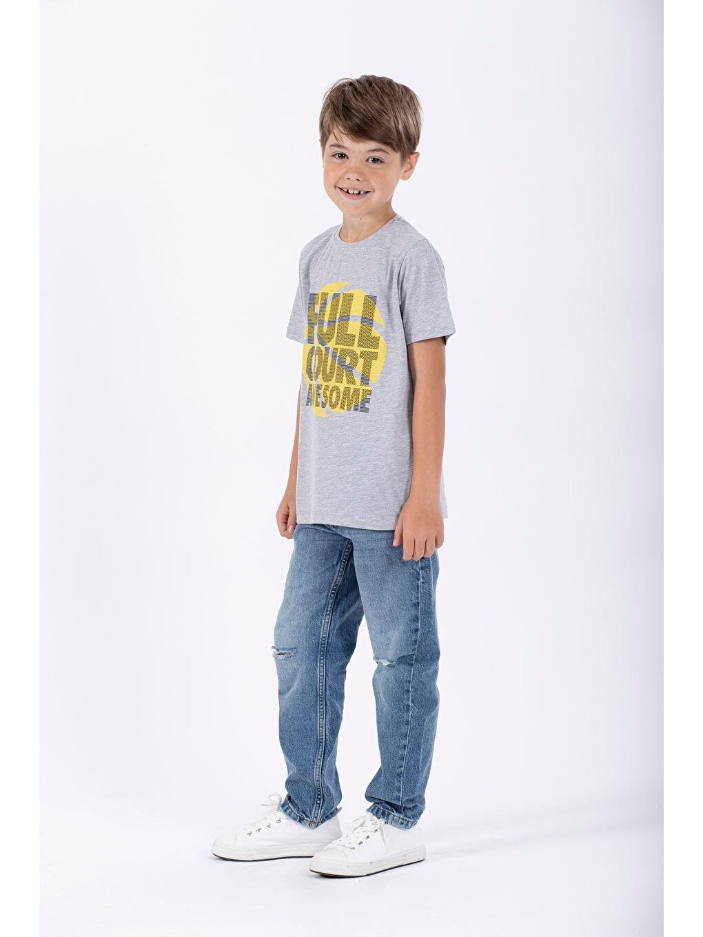 Gri Bisiklet Yaka Full Court Awesome Baskılı Erkek Çocuk Tişört-2