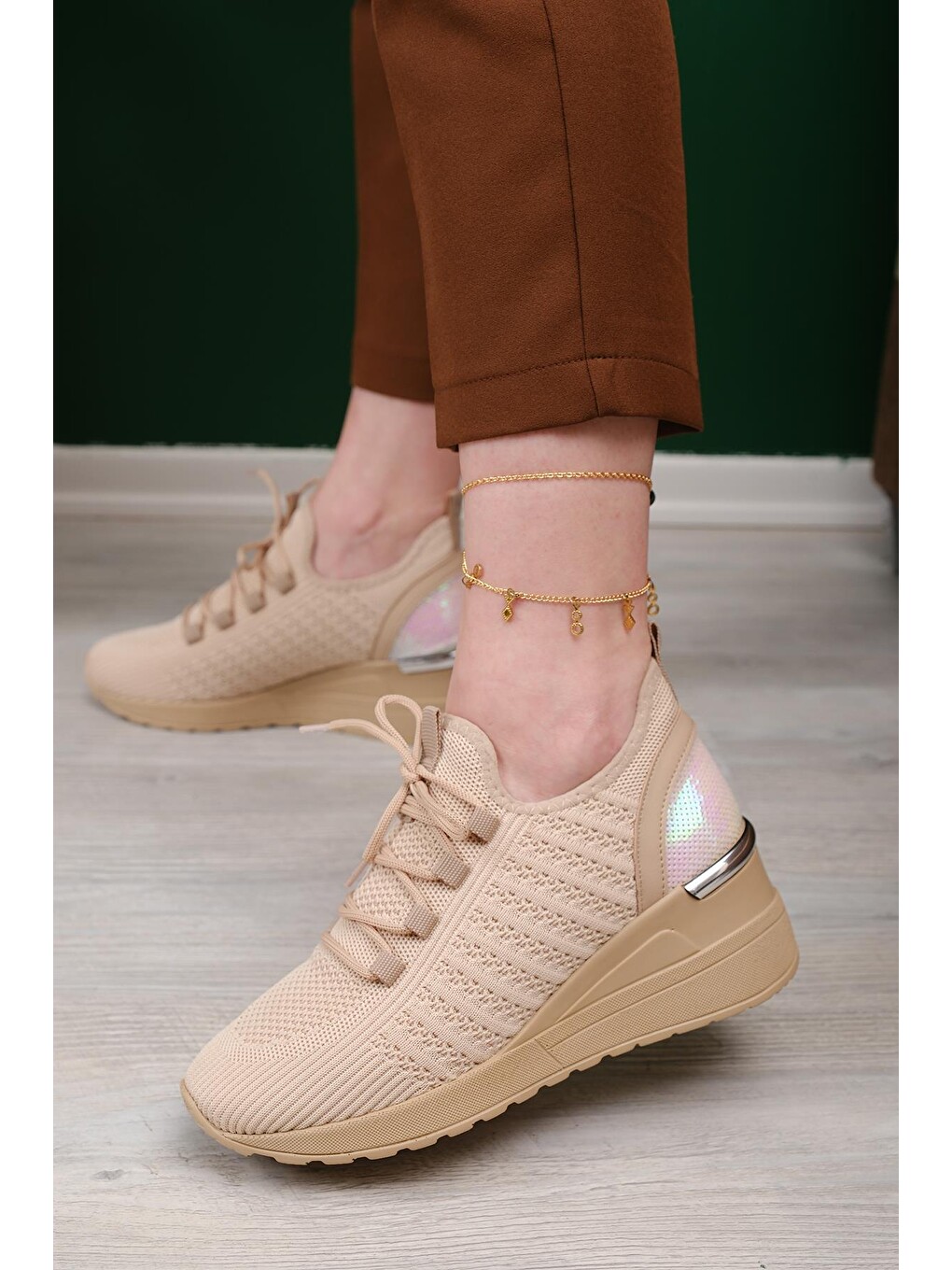 Kahverengi Delisle Fileli Kalın Topuklu Kadın Sneaker