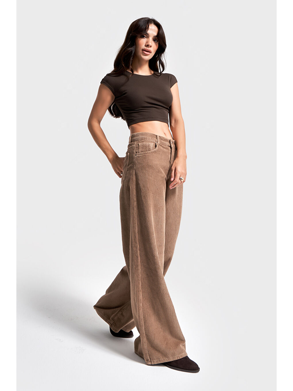 Kadın Kahverengi Hera 29w5-29 Palazzo Fit Kalın Fitilli Velvet Kadife Kumaş Pantolon-1