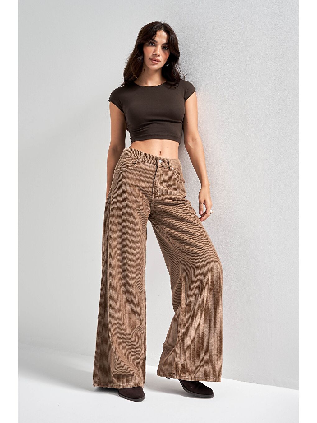 Kadın Kahverengi Hera 29w5-29 Palazzo Fit Kalın Fitilli Velvet Kadife Kumaş Pantolon-3