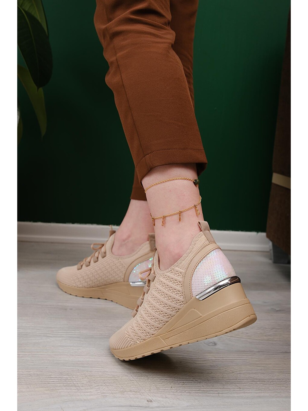Kahverengi Delisle Fileli Kalın Topuklu Kadın Sneaker-4