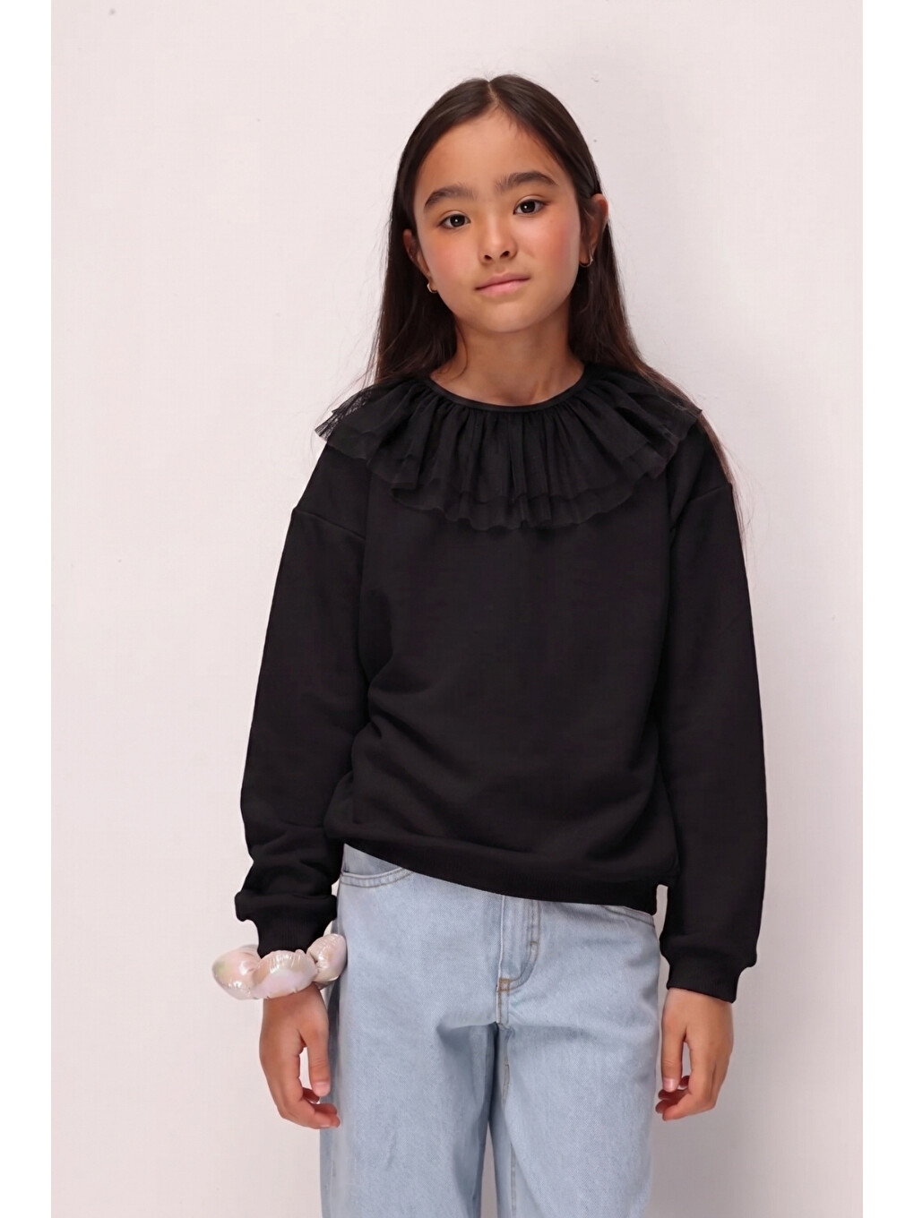 Siyah Tül Yaka Detaylı Kız Çocuk Sweatshirt - Zora