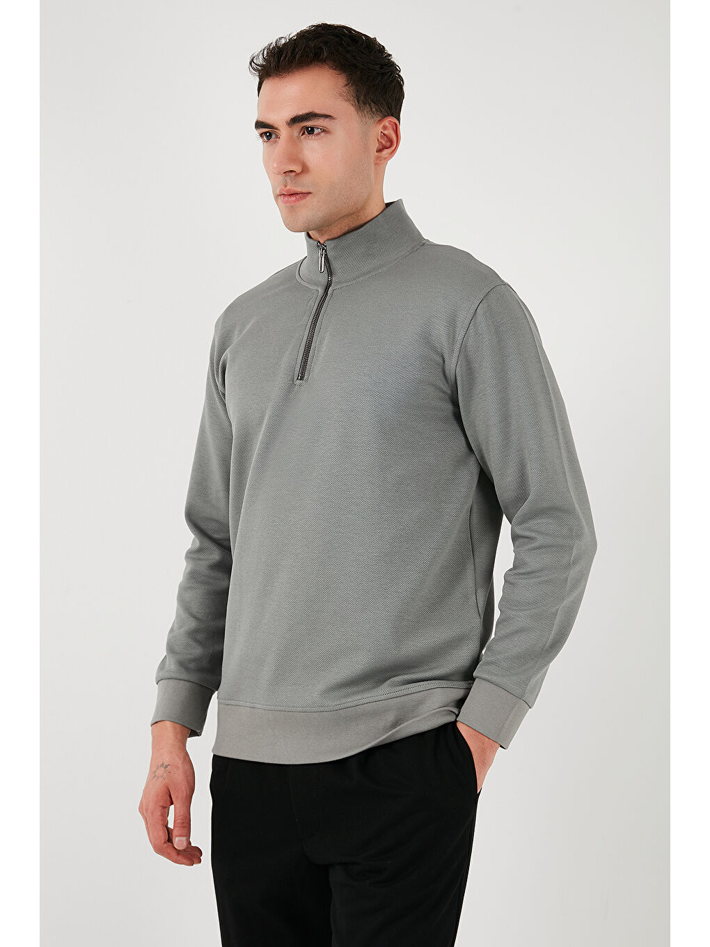 Haki Pamuklu Regular Fit Yarım Fermuarlı Dik Yaka Sweat 5905470