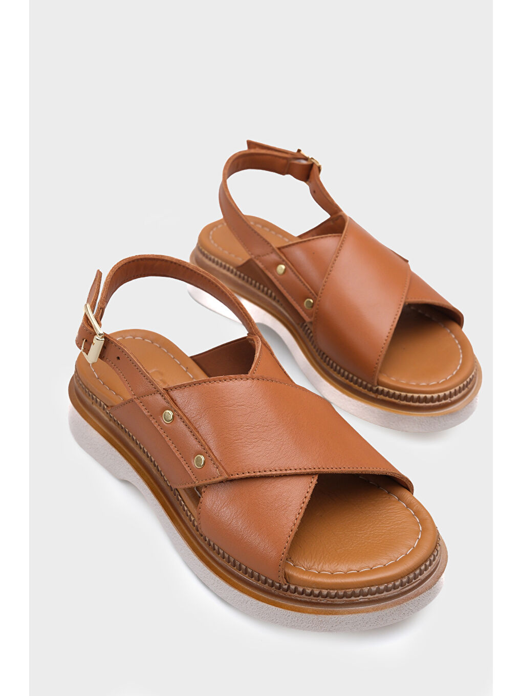 Kahverengi Katy Hakiki Deri Soft Konfor Dolgu Topuk Kadın Sandalet-1